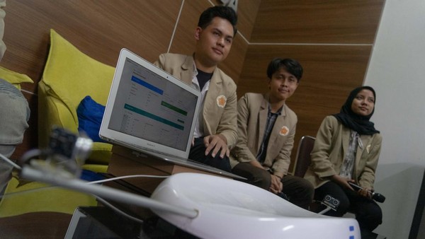 Keren! Mahasiswa UGM Bikin Alat Deteksi Dini Stunting