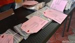 Hasil Ghisca Tipu-tipu Tiket Coldplay: MacBook hingga Tas Total Rp 600 Juta
