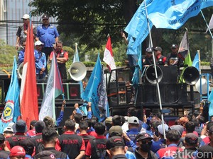 Besok Buruh Demo Besar-besaran di Jakarta!