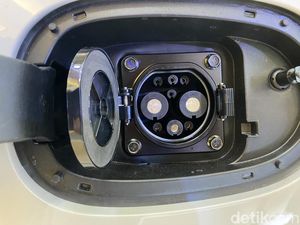 Wuling BinguoEV Bisa Fast Charging, tapi Colokannya...