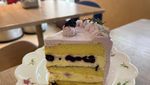 Nyamm! Cicip Tiramisu dan Cheesecake Lembut di Kafe Cewek Kue Ini