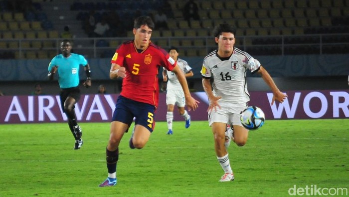 Duel 16 besar kedua Piala Dunia U-17 2023 di Stadion Manahan Solo, antara timnas Spanyol vs timnas Jepang, Senin (20/11/2023) malam.