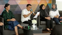 Kepala Staf Keperesidenan Jenderal TNI (Purn) Moeldoko bersama Ketua Umum Sahabat UMKM, Joanina Rachma Novinda mendukung program Eksplorasi untuk mendorong pelaku usaha lokal untuk berani menjajal peluang di pasar yang lebih luas juga akan memicu kemampuan para pelaku UMKM meningkatkan skill serta inovasi produk mereka agar mampu bersaing di pasar global.
