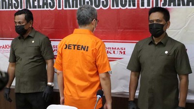 Imigrasi Jakbar Tangkap WNA DPO Kepolisian China