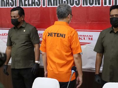Imigrasi Jakbar Tangkap WNA DPO Kepolisian China
