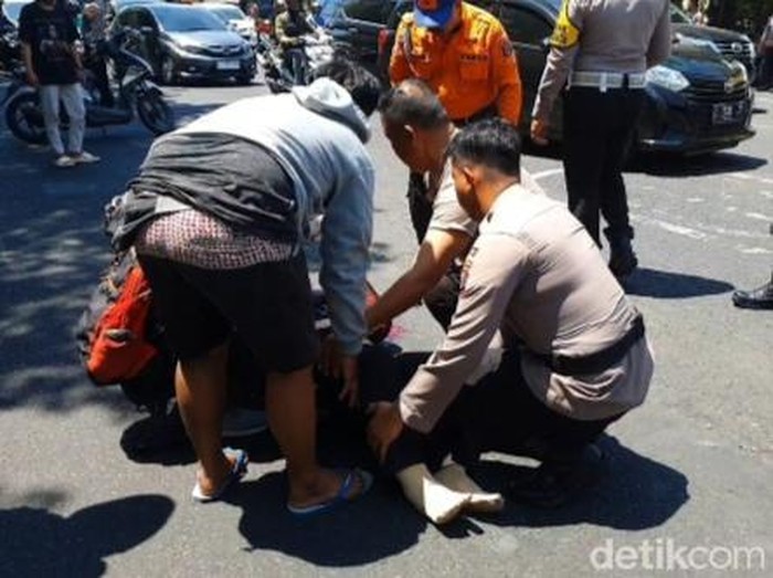 kecelakaan di surabaya