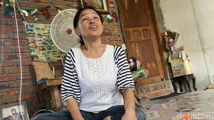 Keluarga penumpang Elf tertbrak KA di Banyuwangi