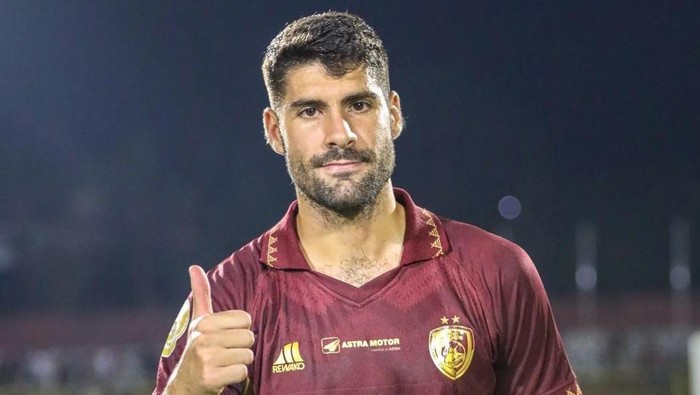 Kike Linares di skuad PSM Makassar.