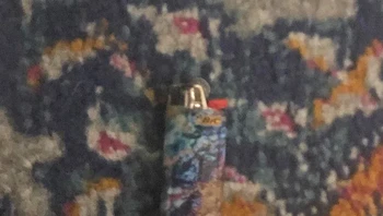 Kamuflase korek api dengan karpet. Foto: Brightside