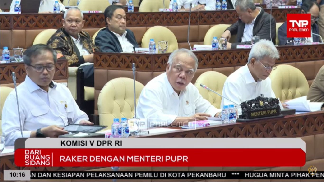 Menteri PUPR, Basuki Hadimuljono, saat Raker dengan Komisi V DPR, Senin (20/11/2023). (Tangkapan Layar Youtube Komisi V DPR RI)