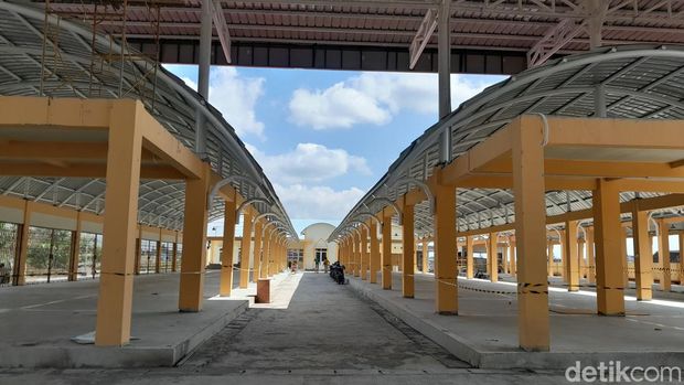 Pasar Mebel baru di Jalan Mojo, Jebres, Kota Solo, sudah siap 98 persen, Senin (20/11/2023).