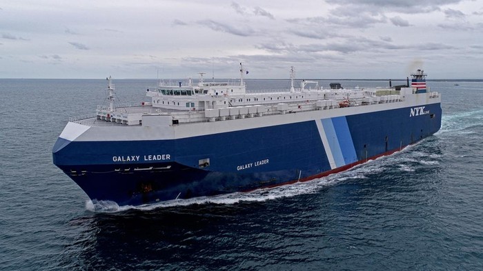 Penampakan Kapal Terkait Israel yang Dibajak Houthi di Laut Merah A view of the British-owned and Japanese-operated cargo ship Galaxy Leader, which was reported to have been captured by Houthis in the southern Red Sea, in this handout image taken near Queensland, Australia November 27, 2018. Owen Foley/Handout via REUTERS THIS IMAGE HAS BEEN SUPPLIED BY A THIRD PARTY. MANDATORY CREDIT.