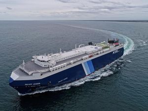 Imbas Serangan Houthi, Lalu Lintas Kapal di Laut Merah Merosot