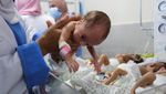 31 Bayi Prematur Dievakuasi Saat RS Al Shifa Gaza Jadi Zona Kematian