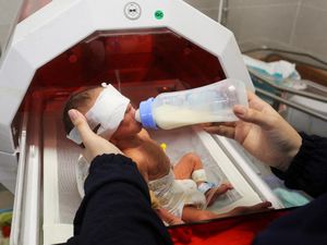 31 Bayi Prematur Dievakuasi Saat RS Al Shifa Gaza Jadi Zona Kematian