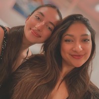 Rahma Azhari sendiri kini diketahui tinggal di Amerika. Walaupun sudah tidak menetap di Indonesia namun Sarah masih sering membagikan kehidupannya melalui akun Instagram pribadinya. Di akun tersebut Sarah juga kerap membagikan foto bersama anak-anaknya, salah satunya Oceans Camilla. Foto: Instagram/@raazharita