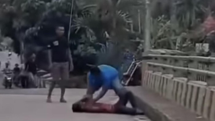 Seorang pria di Lima Puluh Kota dianiaya hingga dibuang ke sungai