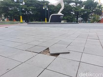Baru Diresmikan, Taman Pataraksa Cirebon Sudah Mulai Rusak