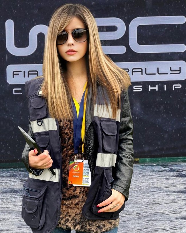 Dalam postingan, sumber mengungkap bahwa Son tidak suka terlibat pesta meski berteman baik dengan orang yang menyukainya. Kalau saja semua pria seperti Son dan semua wag seperti Vera Von pasti akan lebih bersih. Pria lain hanya ingin wanita murahan untuk dikencani, tambahnya. Foto: Instagram Vera Von Monika