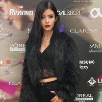 Vera von Monika sendiri adalah model, pemain realiti, juga presenter asal Portugal. Wanita kelahiran 1985 tersebut memang seorang pecinta bola. Foto: Instagram