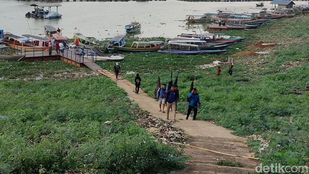 Wisata perahu waduk jangari Cianjur