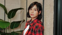 Namun, Zee JKT48 menyebut kedua orang tuanya sebenarnya tak suka dirinya berambut pendek. Tapi untuk sebuah film diberi pengecualian. (Foto: dok Instagram)