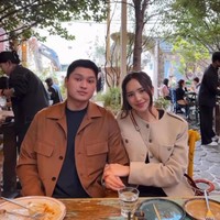 Sebelumnya kabar kedekatan antara Beby dan Riki sempat tercium publik. Hal itu dikarenakan ibunda Beby, Linda Darmawan, beberapa kali kedapatan membagikan momen kebersamaan putrinya dengan anggota DRP tersebut. Foto: Instagram/@bebytsabina