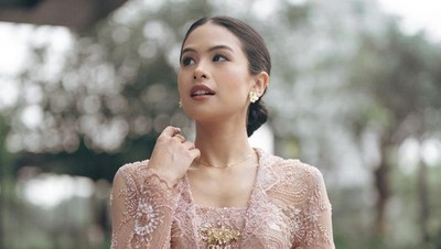 7 Tren Baju Bridesmaid dengan Kebaya ala Artis dari BCL Hingga Dian Sastro