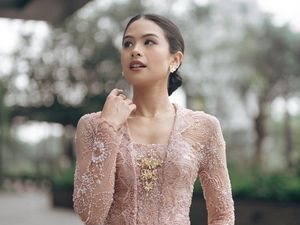 7 Tren Baju Bridesmaid dengan Kebaya ala Artis dari BCL Hingga Dian Sastro