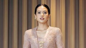 Foto: Inspirasi Kebaya Bridesmaid ala Maudy Ayunda, Ayu dengan Pink Pastel