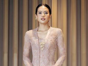 Foto: Inspirasi Kebaya Bridesmaid ala Maudy Ayunda, Ayu dengan Pink Pastel