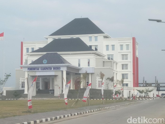 Gedung Pemkab Brebes, Selasa (21/11/2023).