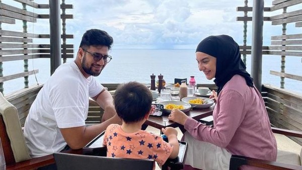 Kenangan Irish Bella Saat Makan Romantis Bareng Amar Zoni