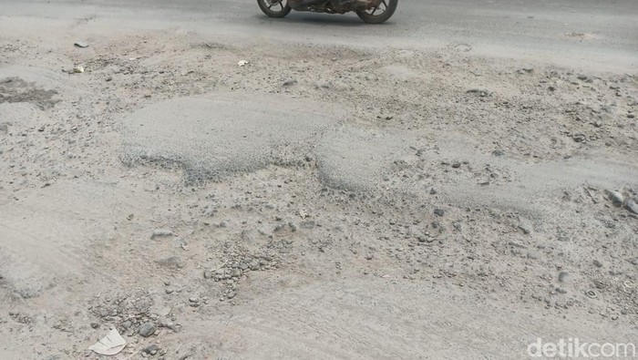 Jalan Raya Parung Panjang