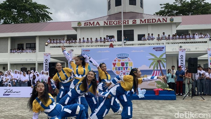 Keseruan Roadshow Classy Yamaha Youth Festival di SMAN 2 Medan (Kartika Sari/detikcom)