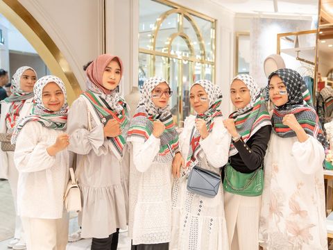 Klamby Scraf Palestine 2023