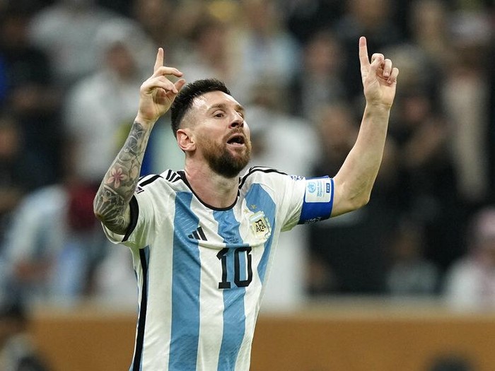Argentinas Lionel Messi celebrates during the World Cup final soccer match between Argentina and France at the Lusail Stadium in Lusail, Qatar, Sunday, Dec. 18, 2022. (AP Photo/Martin Meissner)