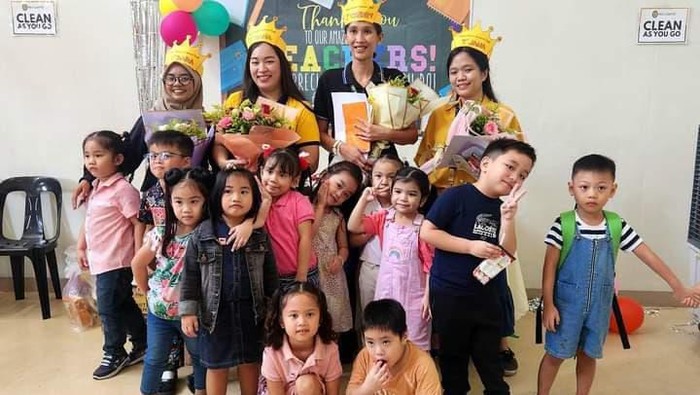 Mahasiswa Unesa jalani program praktek mengajar ke Filipina bernama Sea Teacher