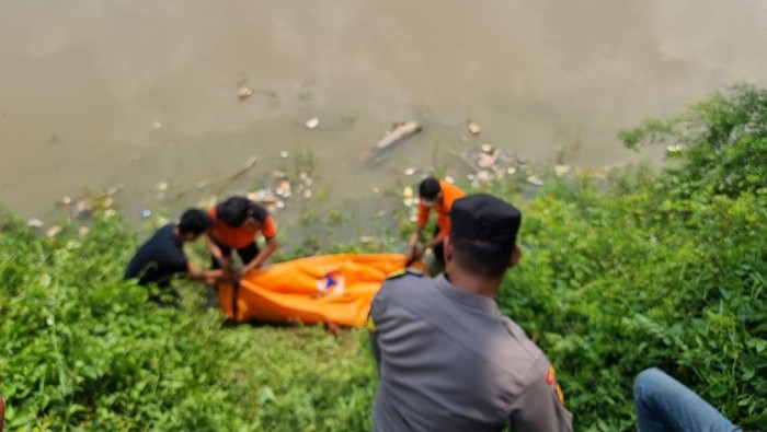 Faris Yang Ditemukan Tewas Di Sungai Musi Sudah Hilang Belasan Hari