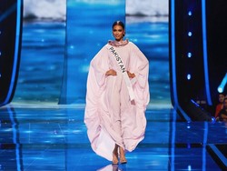 8 Foto Miss Pakistan di Miss Universe 2023, Tampil Beda Pakai Burkini