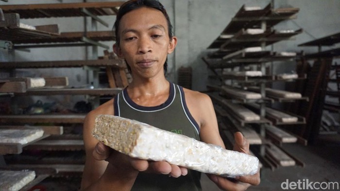 Perajin Tempe Asal Mojokerto