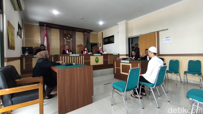 Sidang kasus kecelakaan yang menewaskan eks pemain PSIM Jogja di PN Wates, Selasa (21/11/2023).