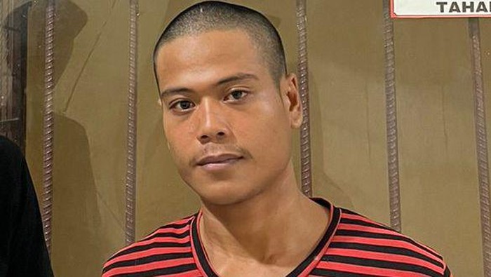 Seorang artis dangdut bernama Sulaiman alias SL (27) di Tarakan, Kalimantan Utara (Kaltara) nekat mencabuli gadis ABG berusia 18 tahun.