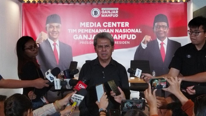 Deputi Hukum Tim Pemenangan Nasional (TPN) Ganjar-Mahfud, Todung Mulya Lubis.