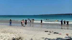 Pantai Ini Bebas Limbah, Alasannya Mencengangkan!