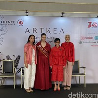 “Saya percaya saat kita membantu perempuan, bukan hanya dia yang merasakan manfaatnya, tapi juga orang di sekitar dan generasi berikutnya. Seperti yang kita tahu, perempuan yang lebih sering menghabiskan waktu bersama keluarga. Jadi dampaknya akan sangat besar,” ujar Velove. (Foto: Daniel Ngantung/detikcom)