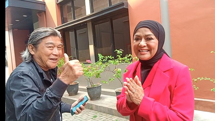 Willy Dozan dan Betharia Sonata di Transmedia.