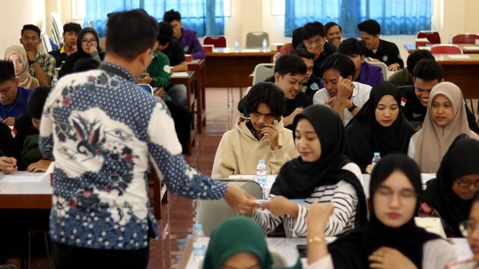 Politeknik Negeri Medan mendapat kunjungan dari PT Daikin Airconditioning Indonesia untuk mempelajari industri solusi tata udara. Begini antusiasnya.