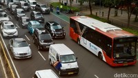 Dana tersebut digunakan untuk mengatasi kemacetan di wilayah Jakarta. Salah satunya caranya yakni memperluas jangkauan transportasi umum.
