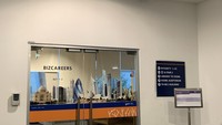 Di NUS Business School terdapat BIZCareers, yakni pusat karier khusus untuk mahasiswa NUS Business School. BIZCareers membantu mahasiswa untuk membangun portofolio sesuai skill dan menemukan kandidat perusahaan yang cocok, baik untuk magang maupun bekerja. Dengan BIZCareers mahasiswa bisa memiliki koneksi dan bisa mengembangkan karier lebih efektif untuk masa depan. (Foto: Fahri Zulfikar/detikEdu)